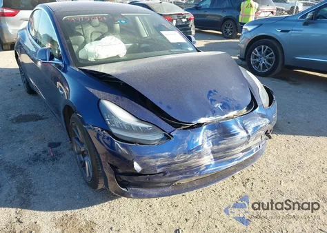 2018 Tesla Model 3 Long Range/Mid Range из США, поврежденный, VIN 5YJ3E1EAXJF102379